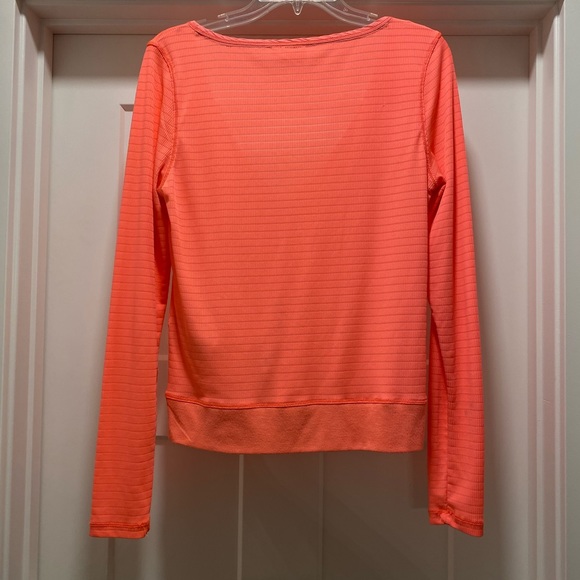 2 for $15 💥 ONLY Long Sleeve Cropped Sweater - Picture 3 of 9